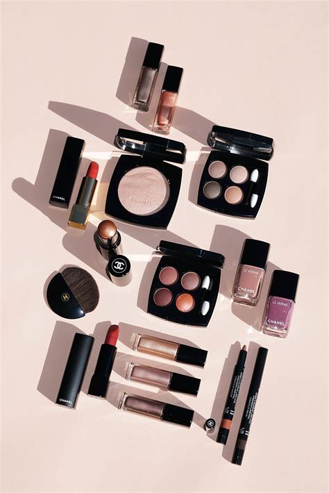 chanel monturen online|Chanel makeup collection.